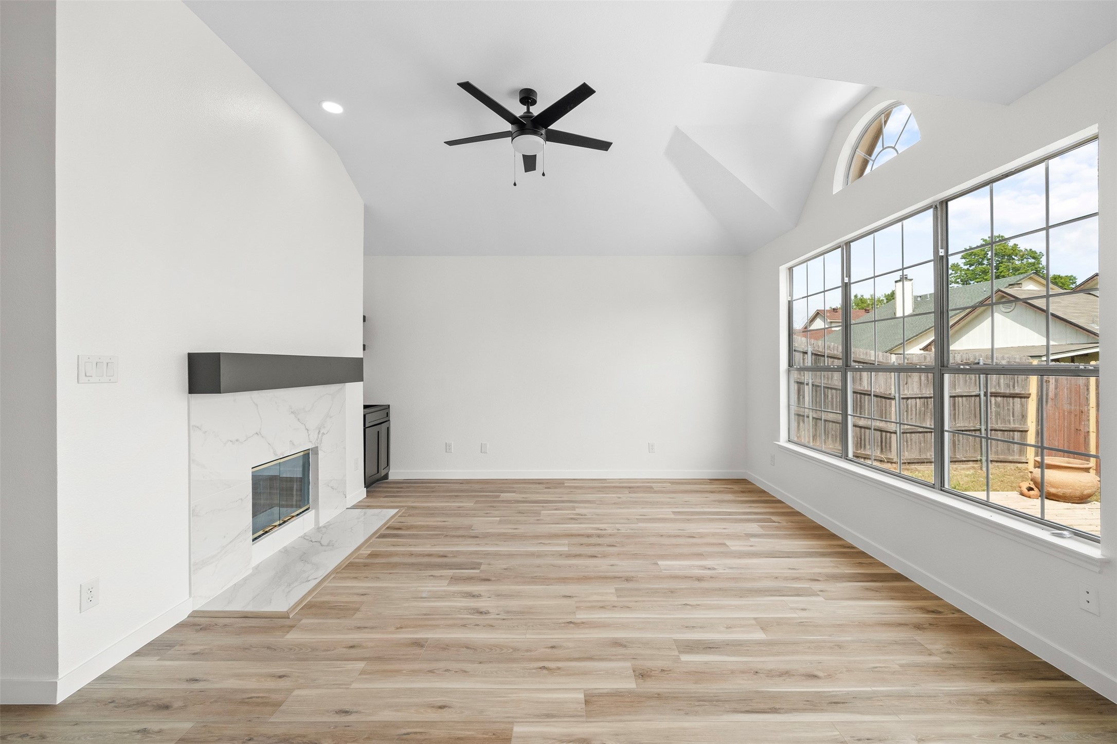945 Azalia Drive