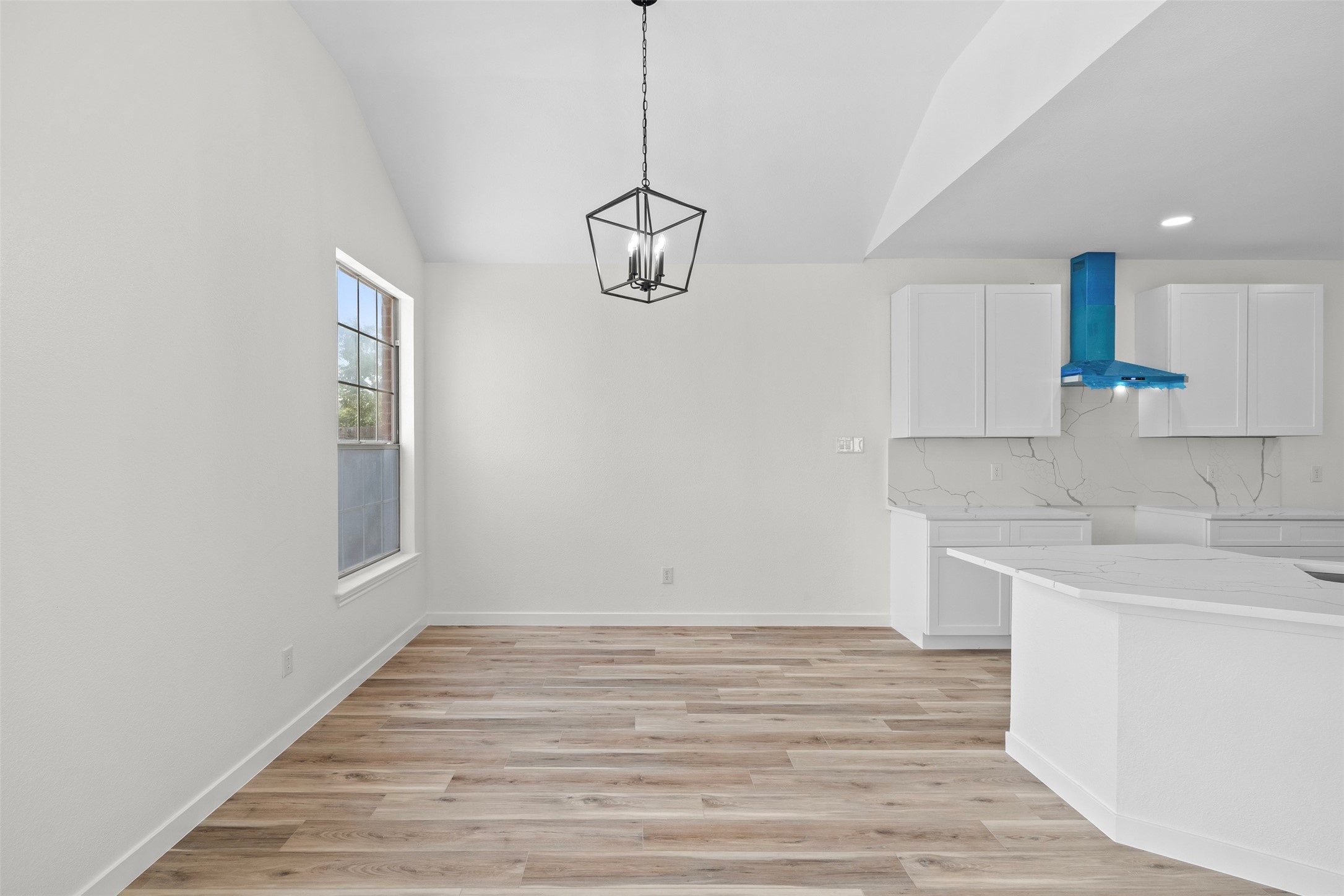 945 Azalia Drive