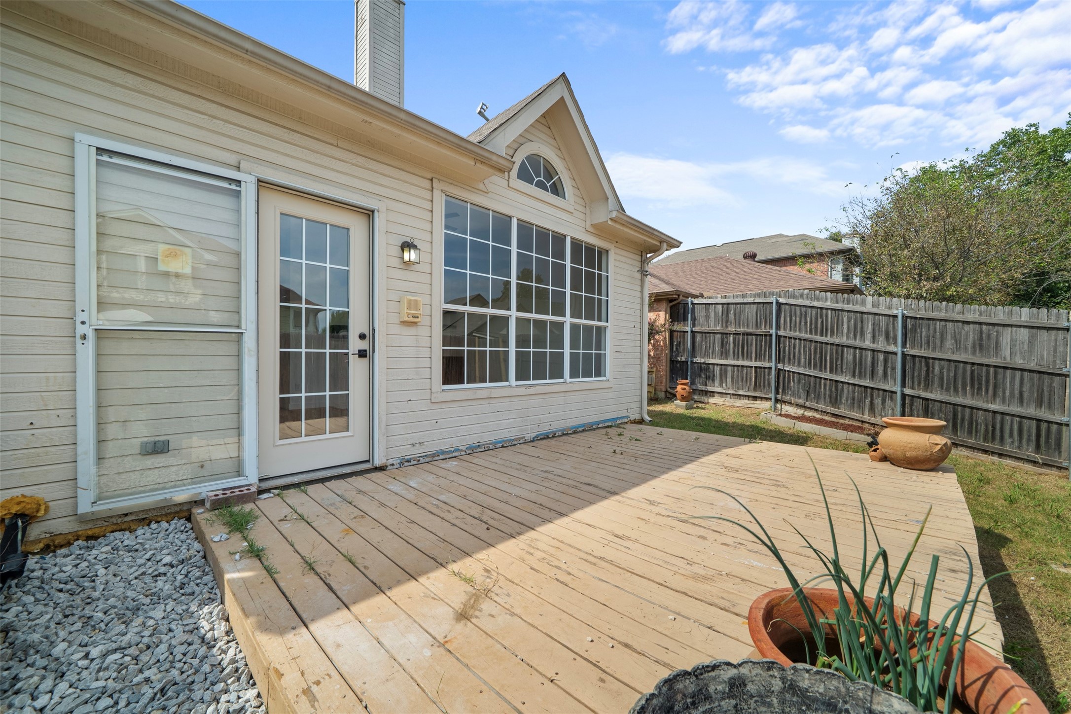945 Azalia Drive