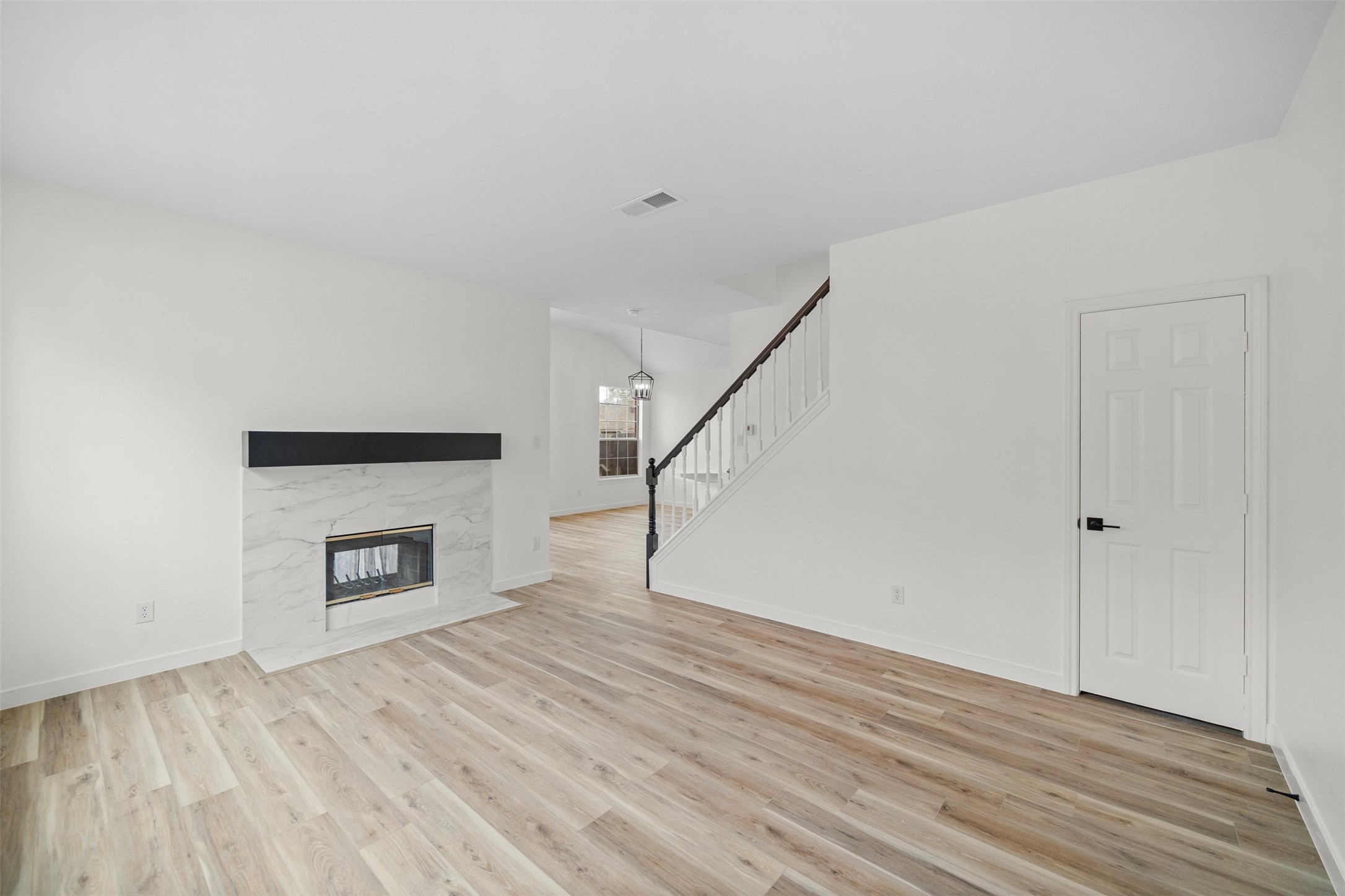 945 Azalia Drive