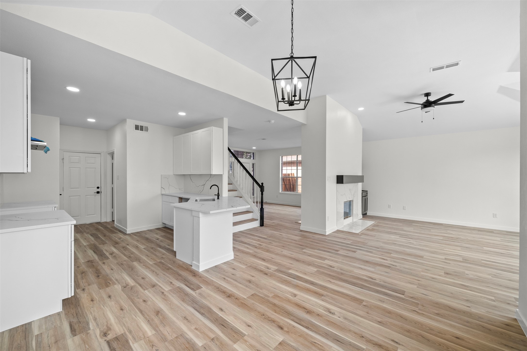 945 Azalia Drive