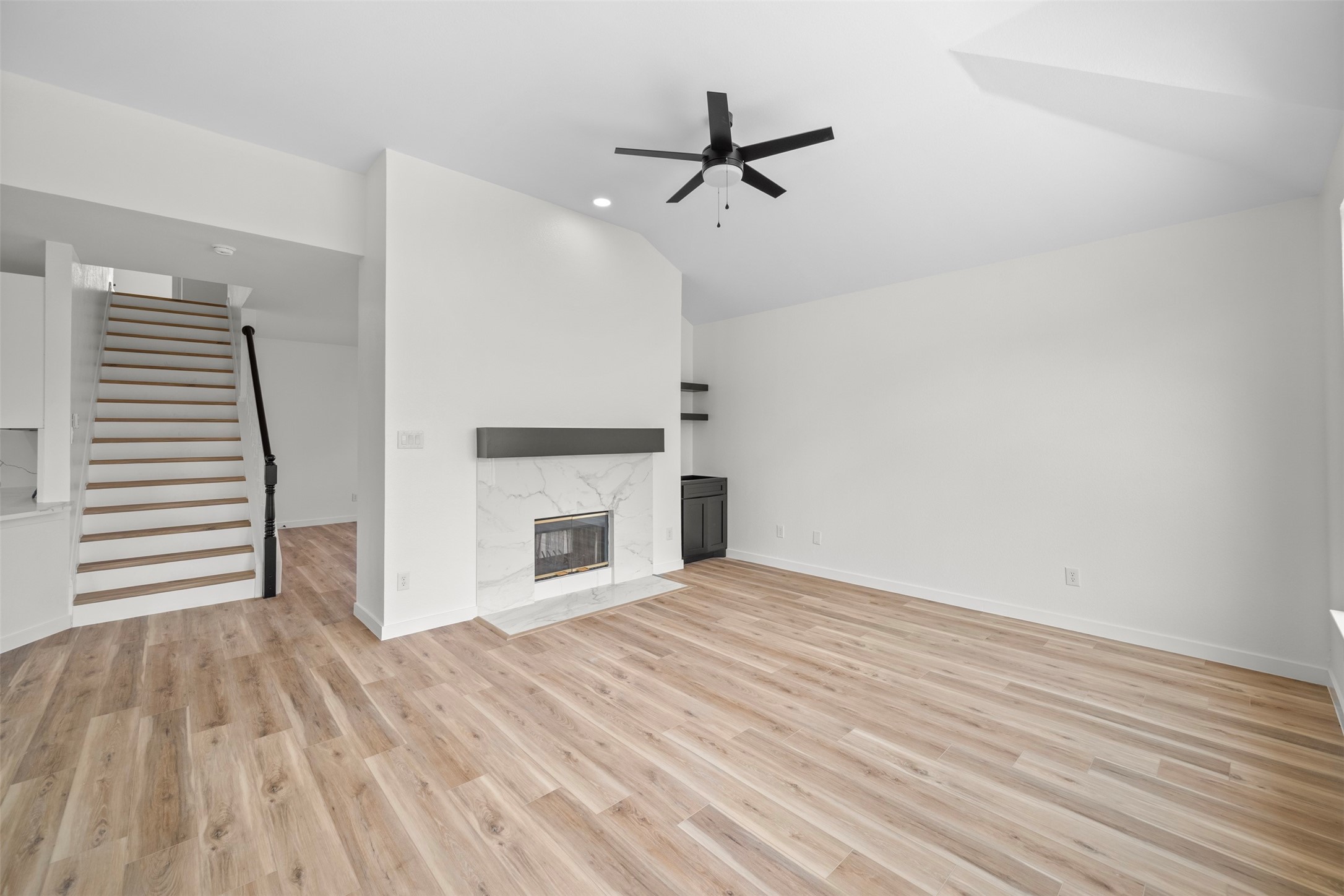945 Azalia Drive