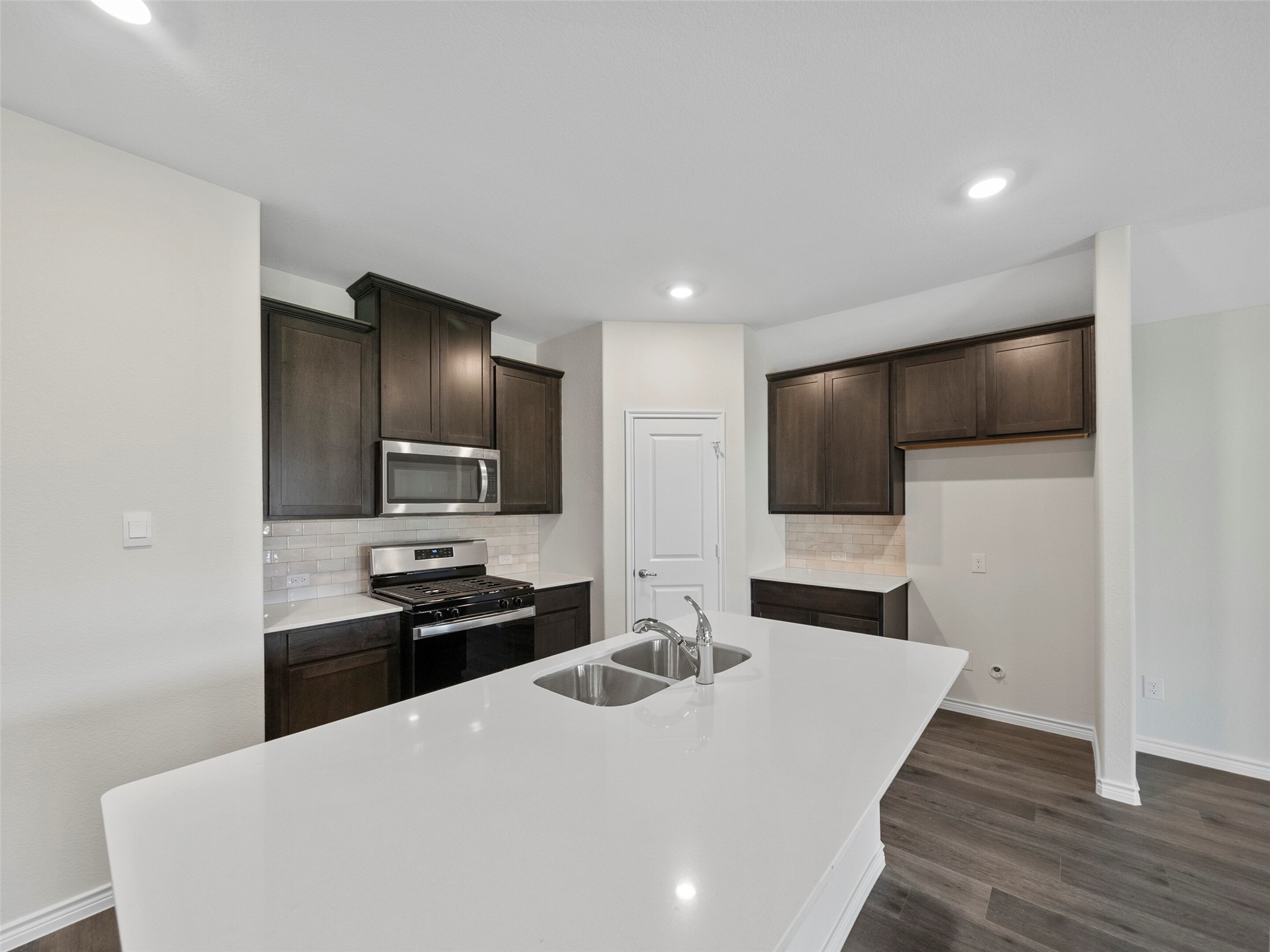 10505 BreezeWay Drive