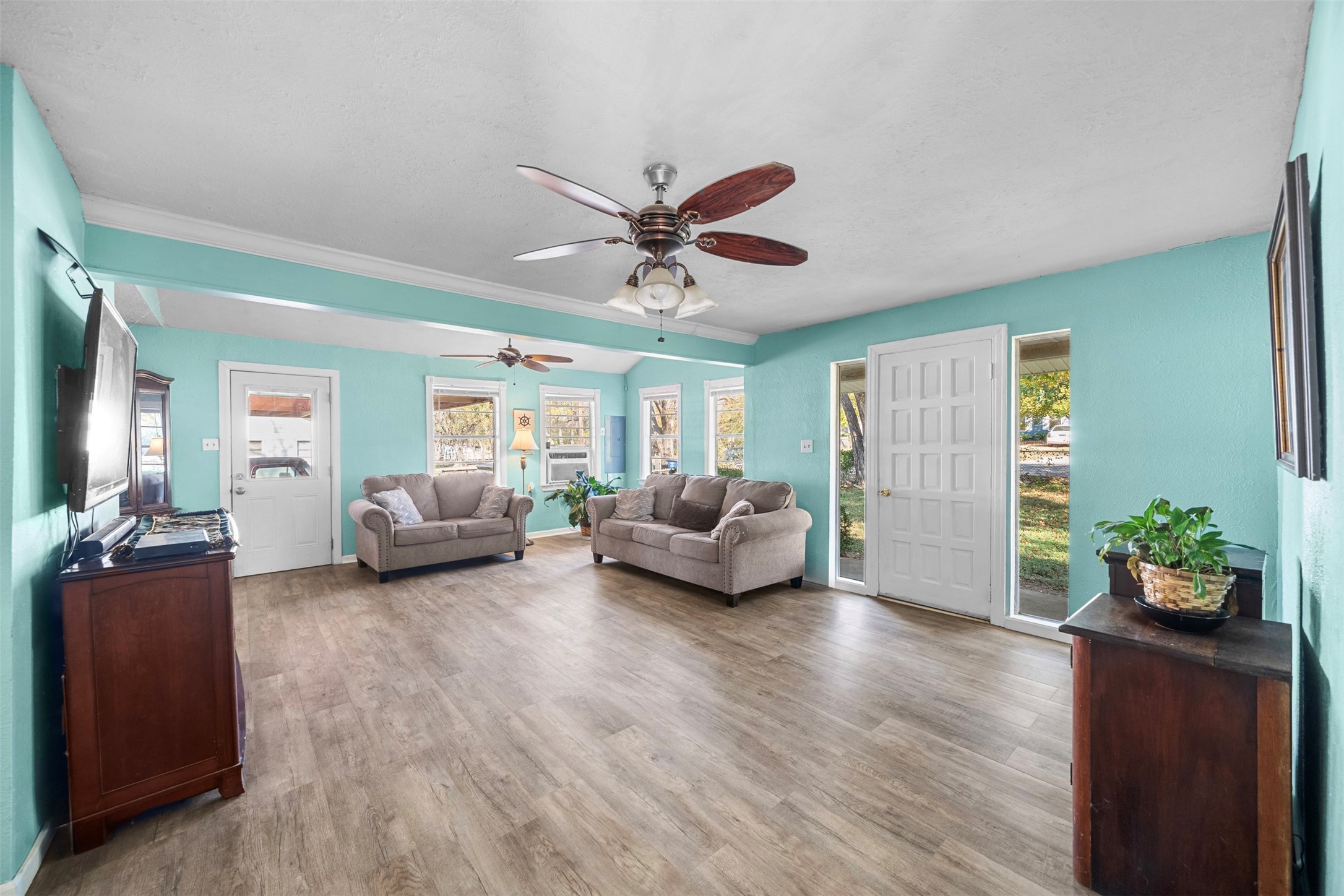 633 Haverhill Lane