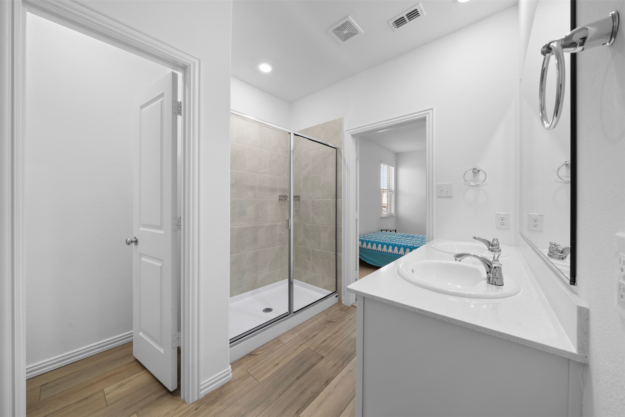 3417 Kaufman Court