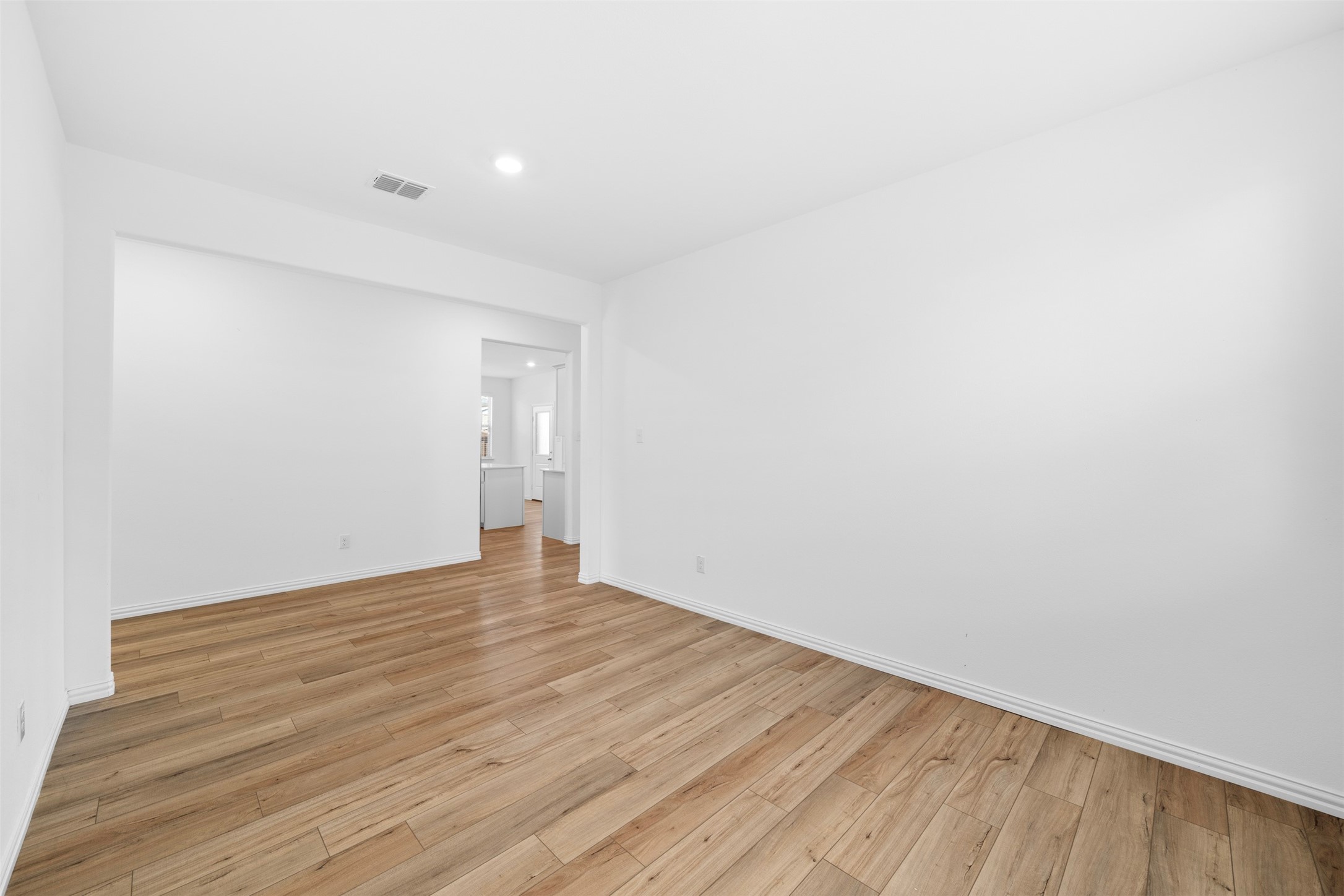 3417 Kaufman Court