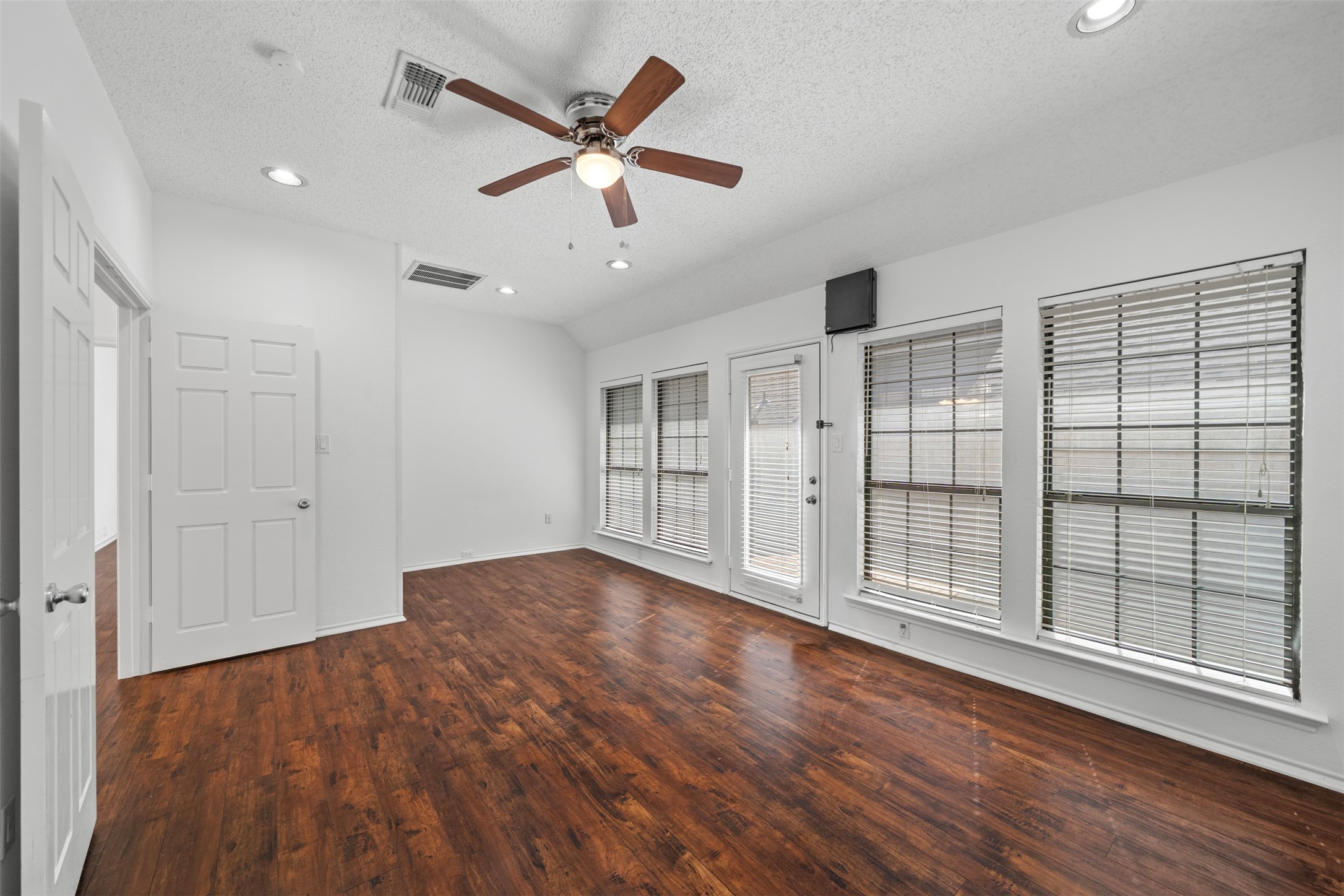 1205 Olde Towne Drive
