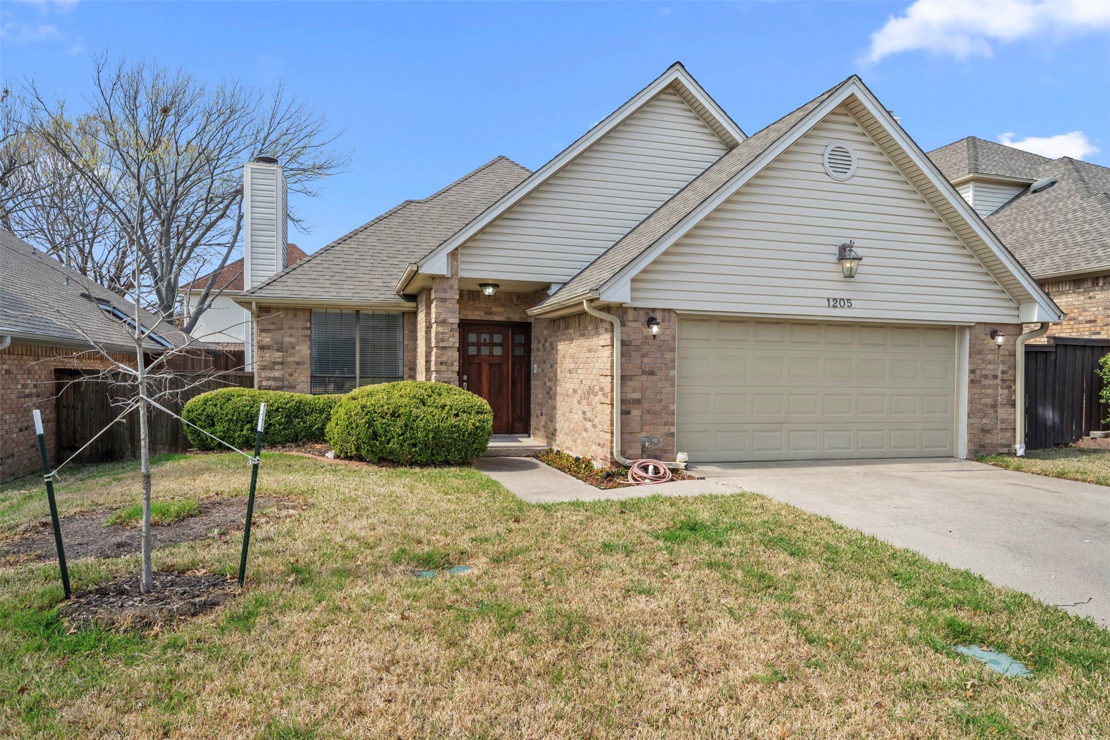 1205 Olde Towne Drive