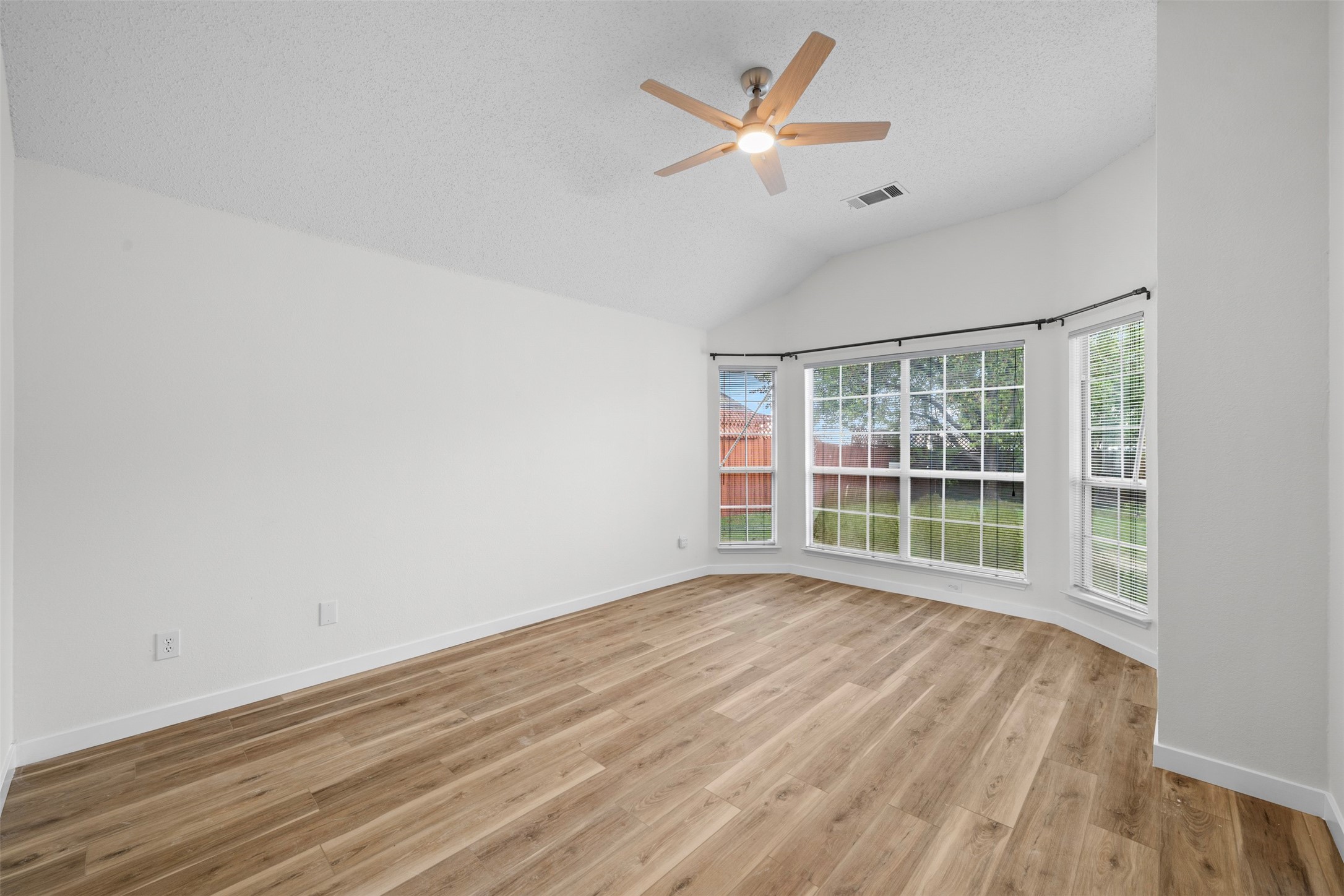 3841 Pine Valley Drive