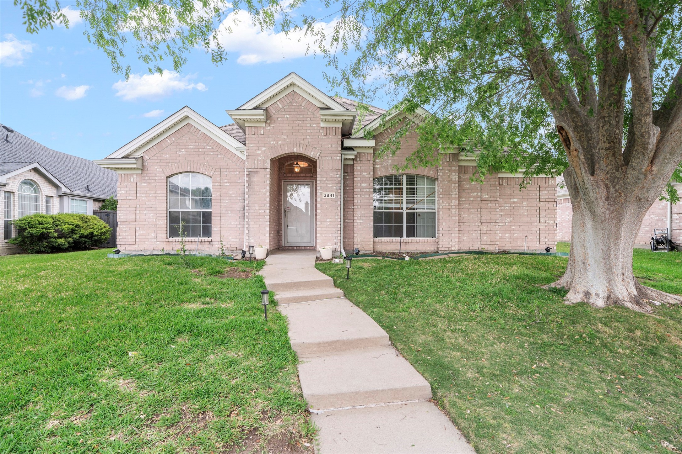 3841 Pine Valley Drive