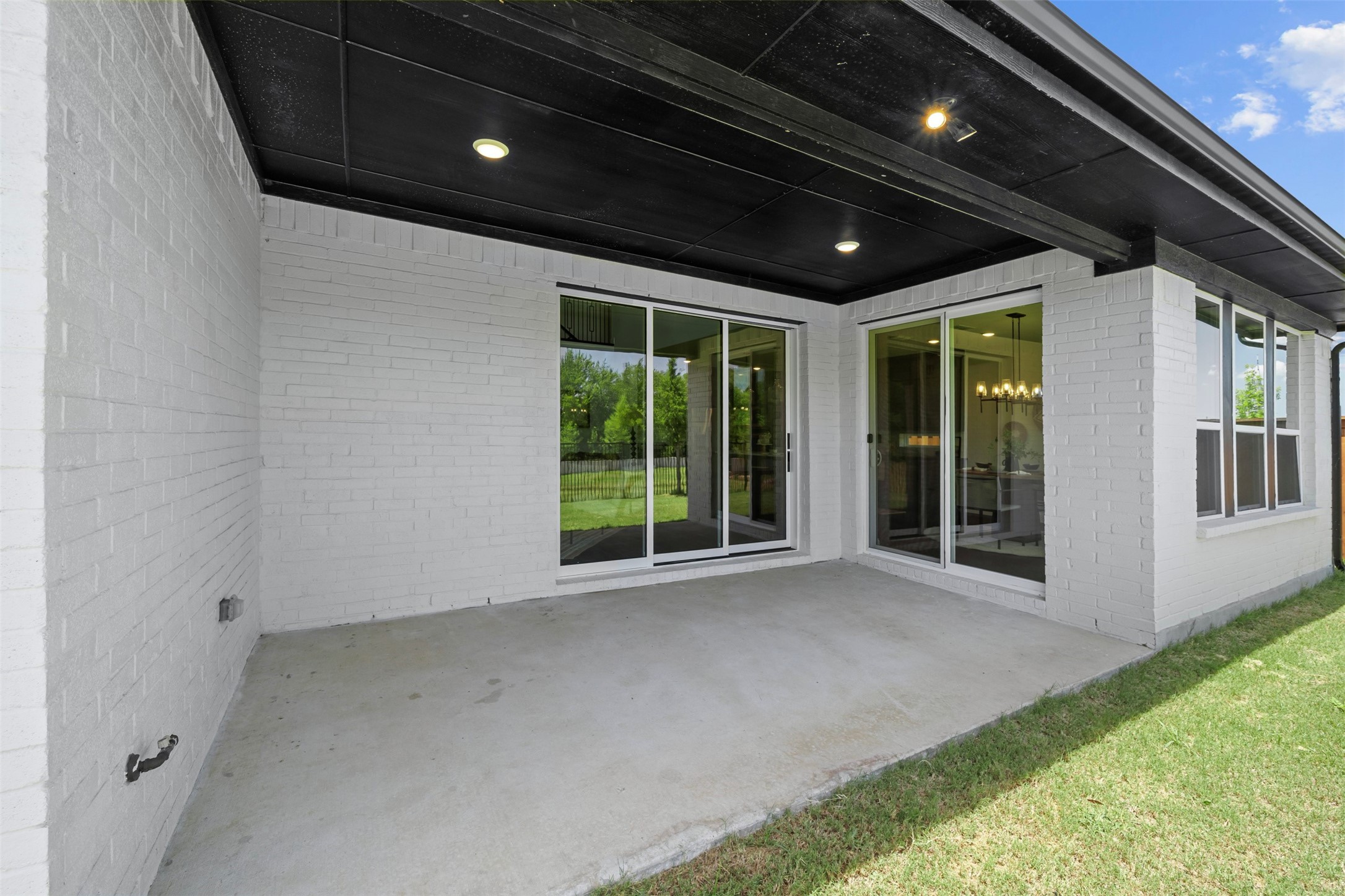 1173 Rochester Place