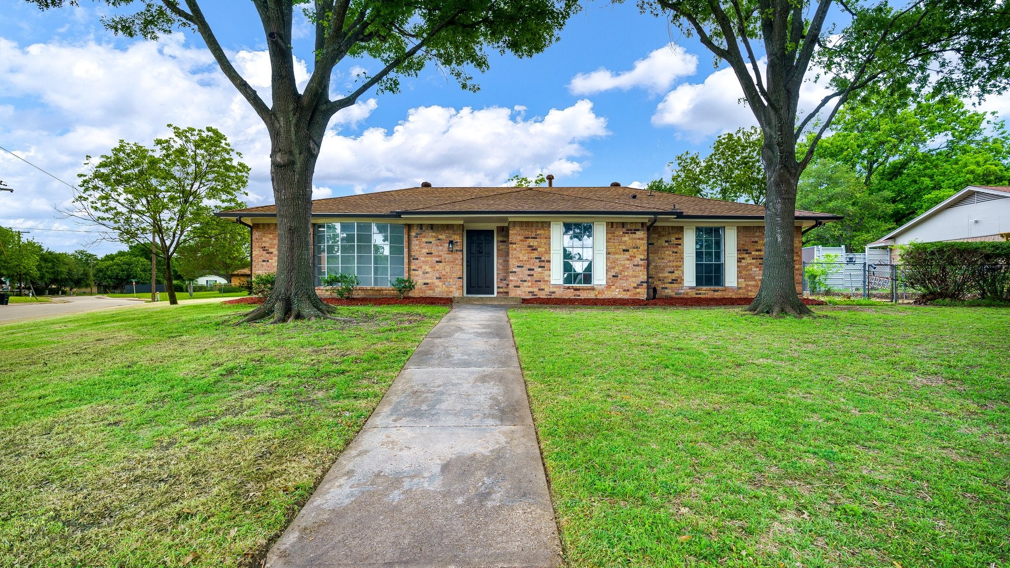 400 Brook Hollow Circle