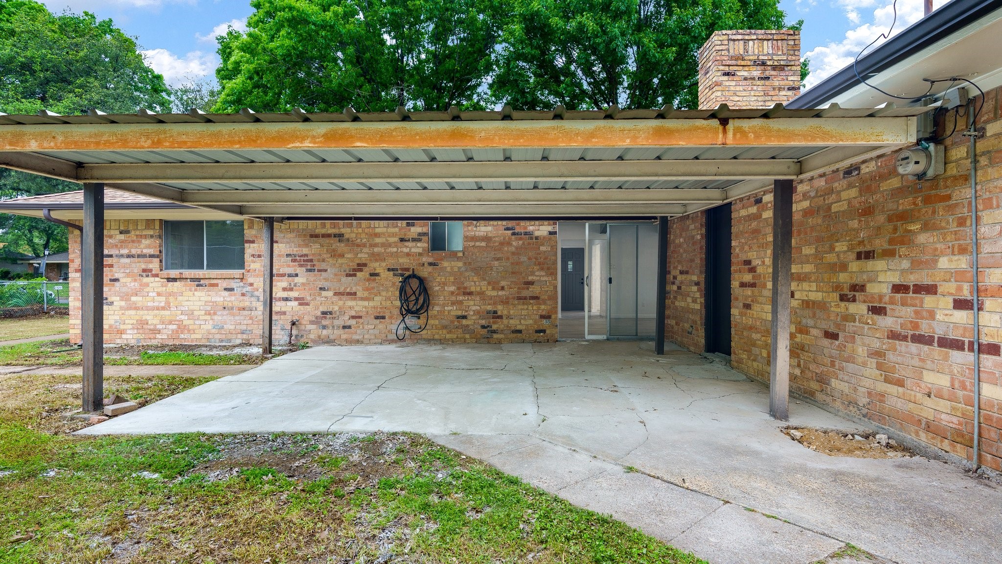 400 Brook Hollow Circle