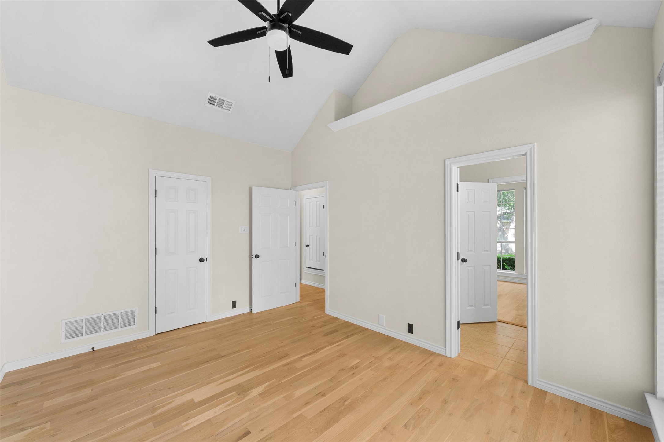 5800 Hunter Trail