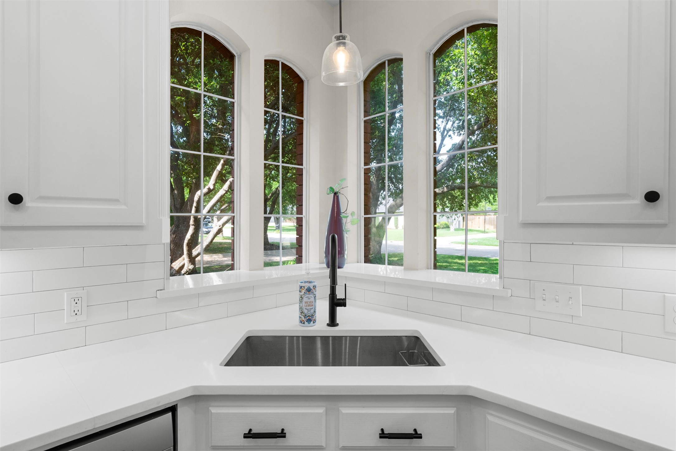 5800 Hunter Trail