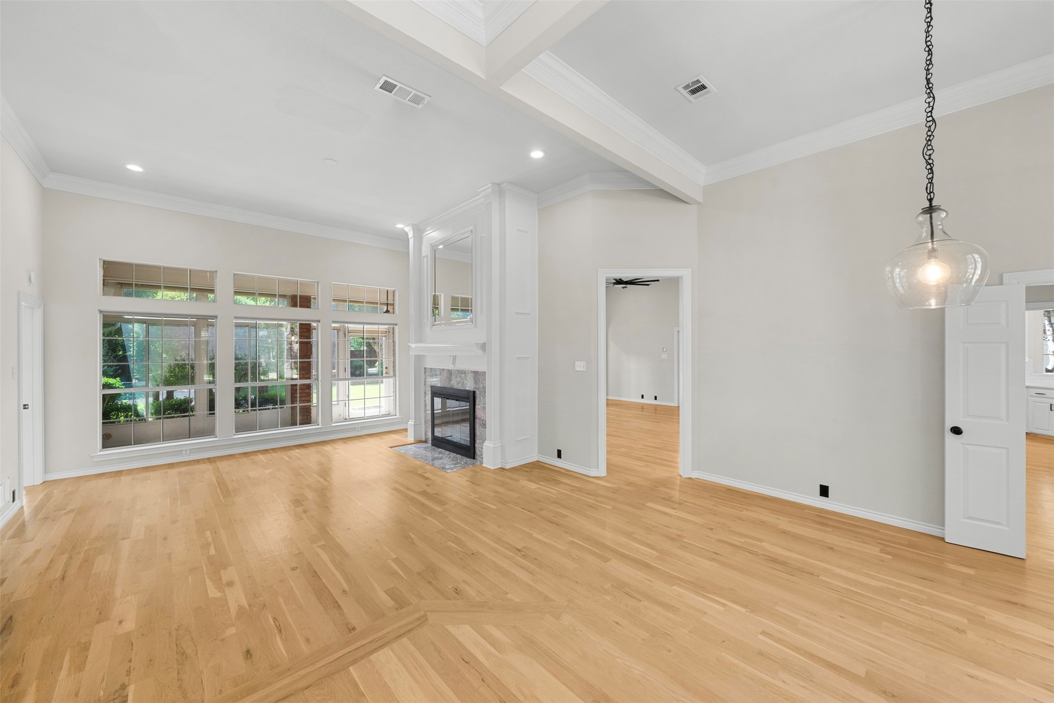 5800 Hunter Trail