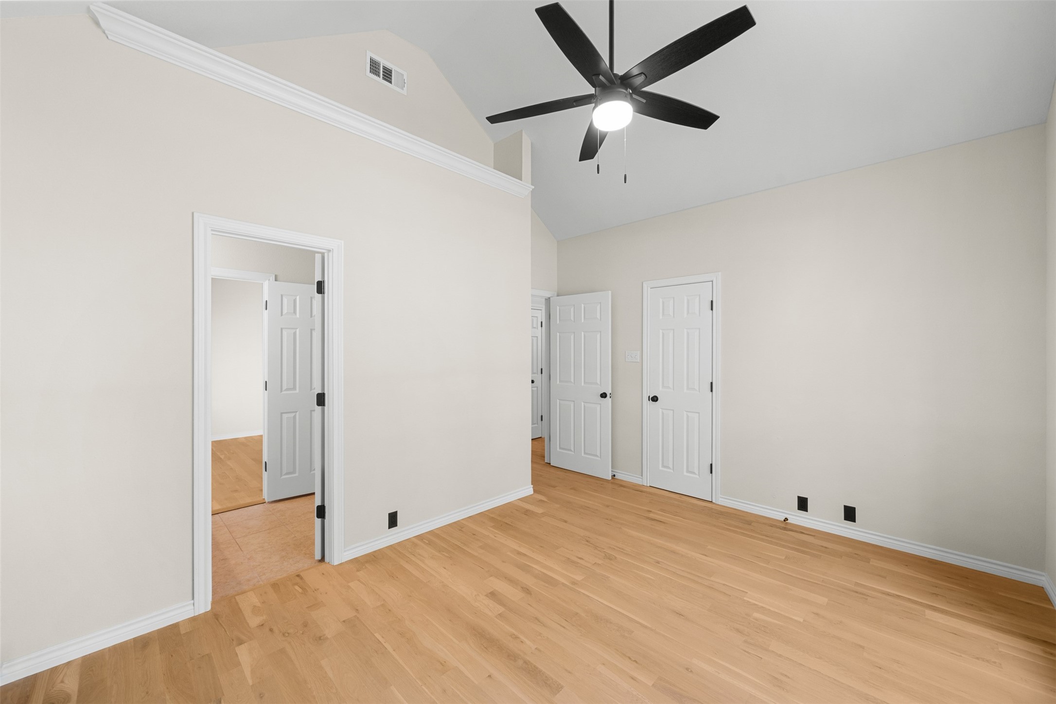 5800 Hunter Trail