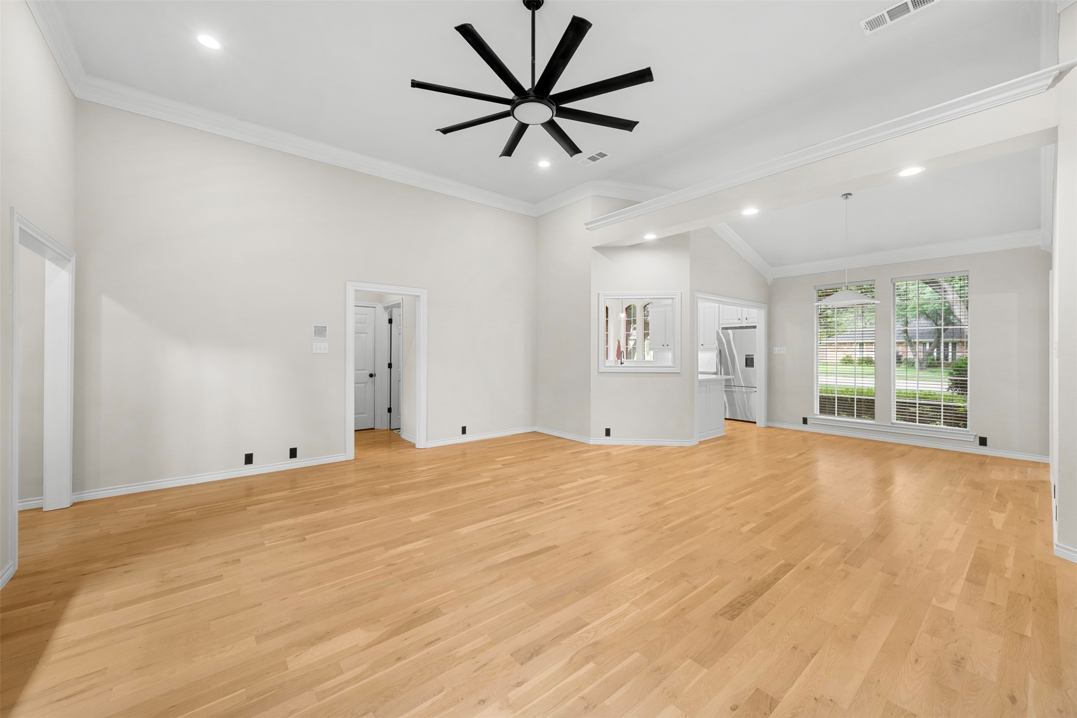 5800 Hunter Trail