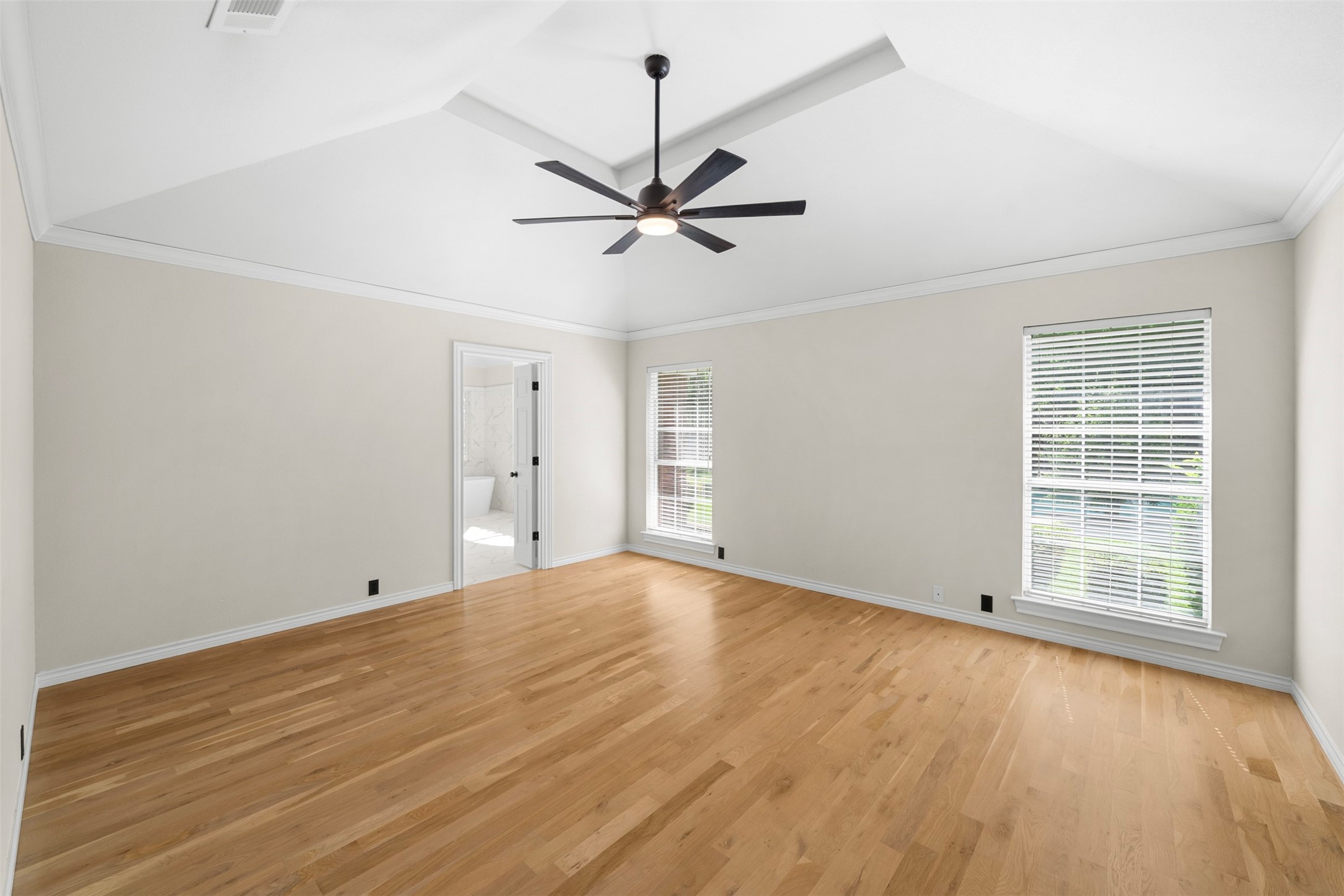 5800 Hunter Trail