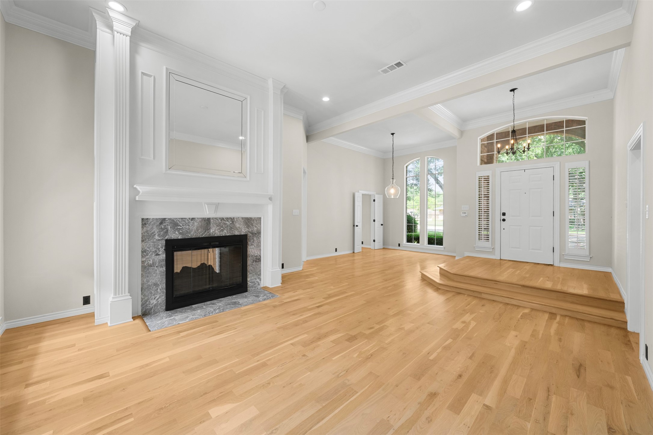 5800 Hunter Trail