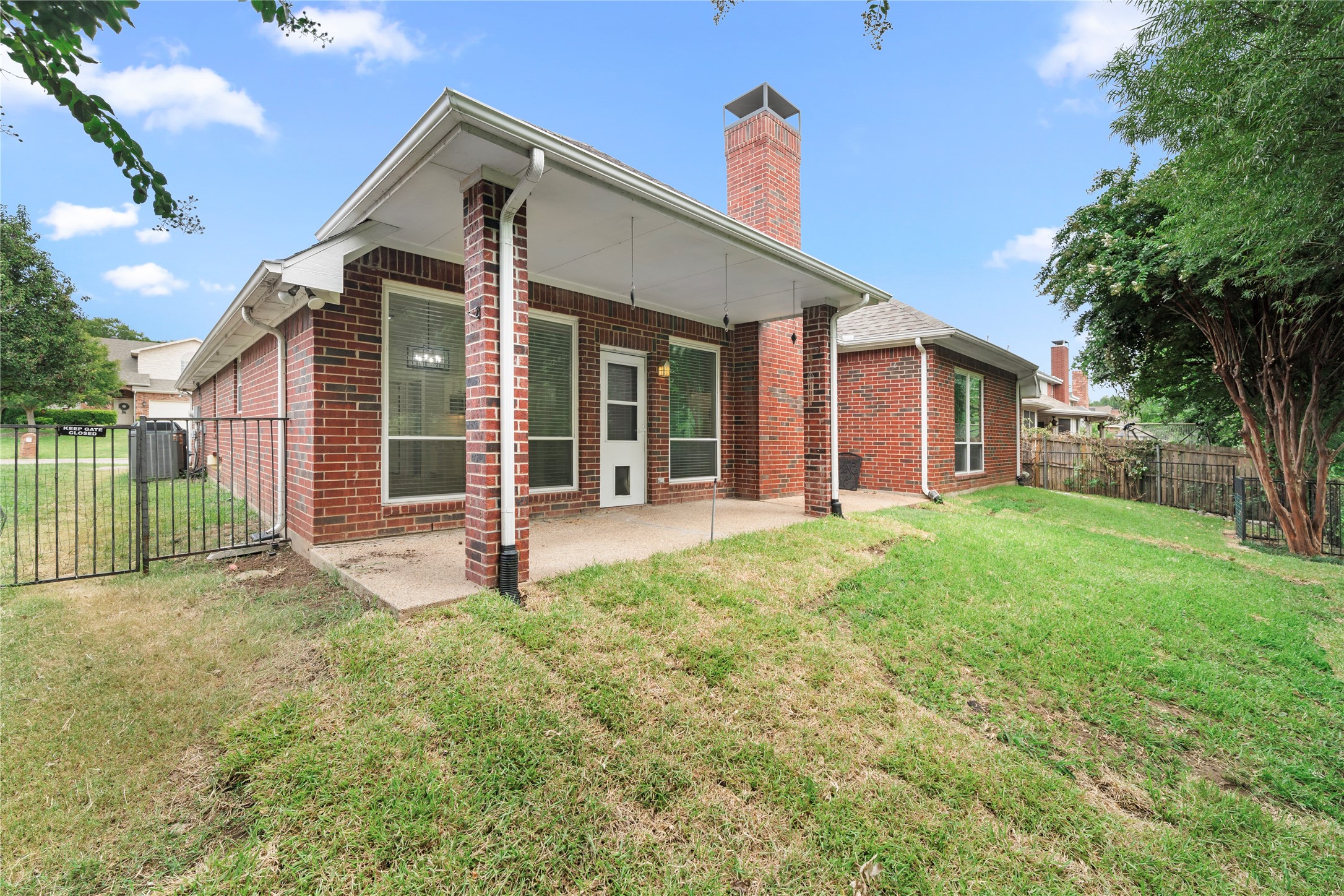 3016 Deer Trail