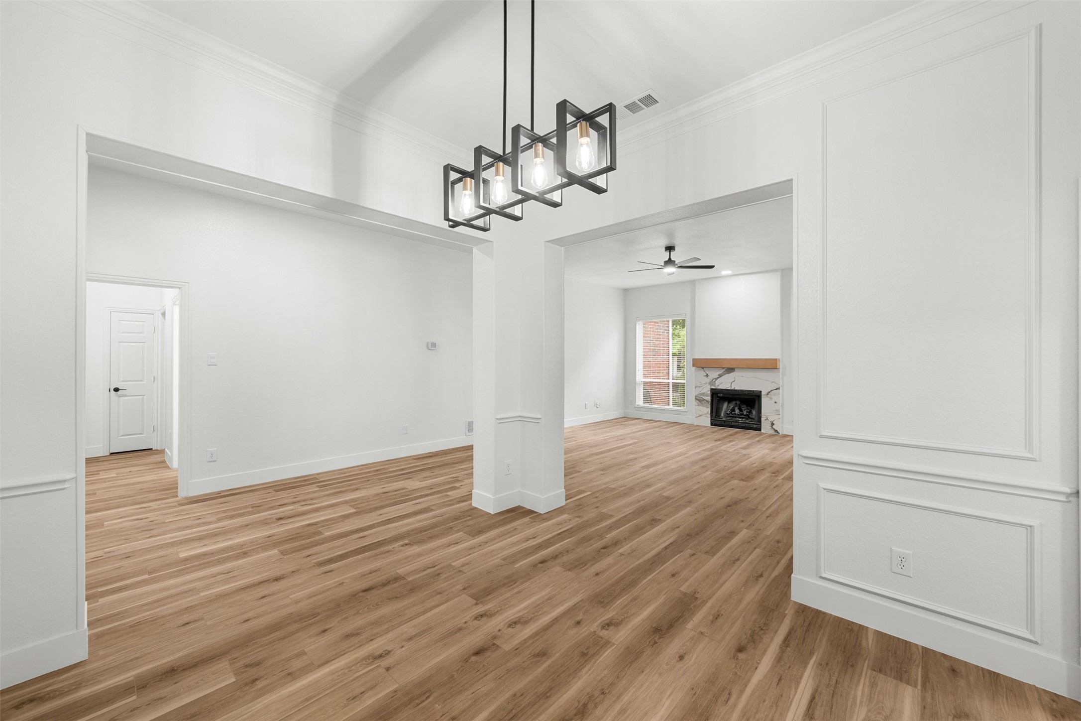 3016 Deer Trail