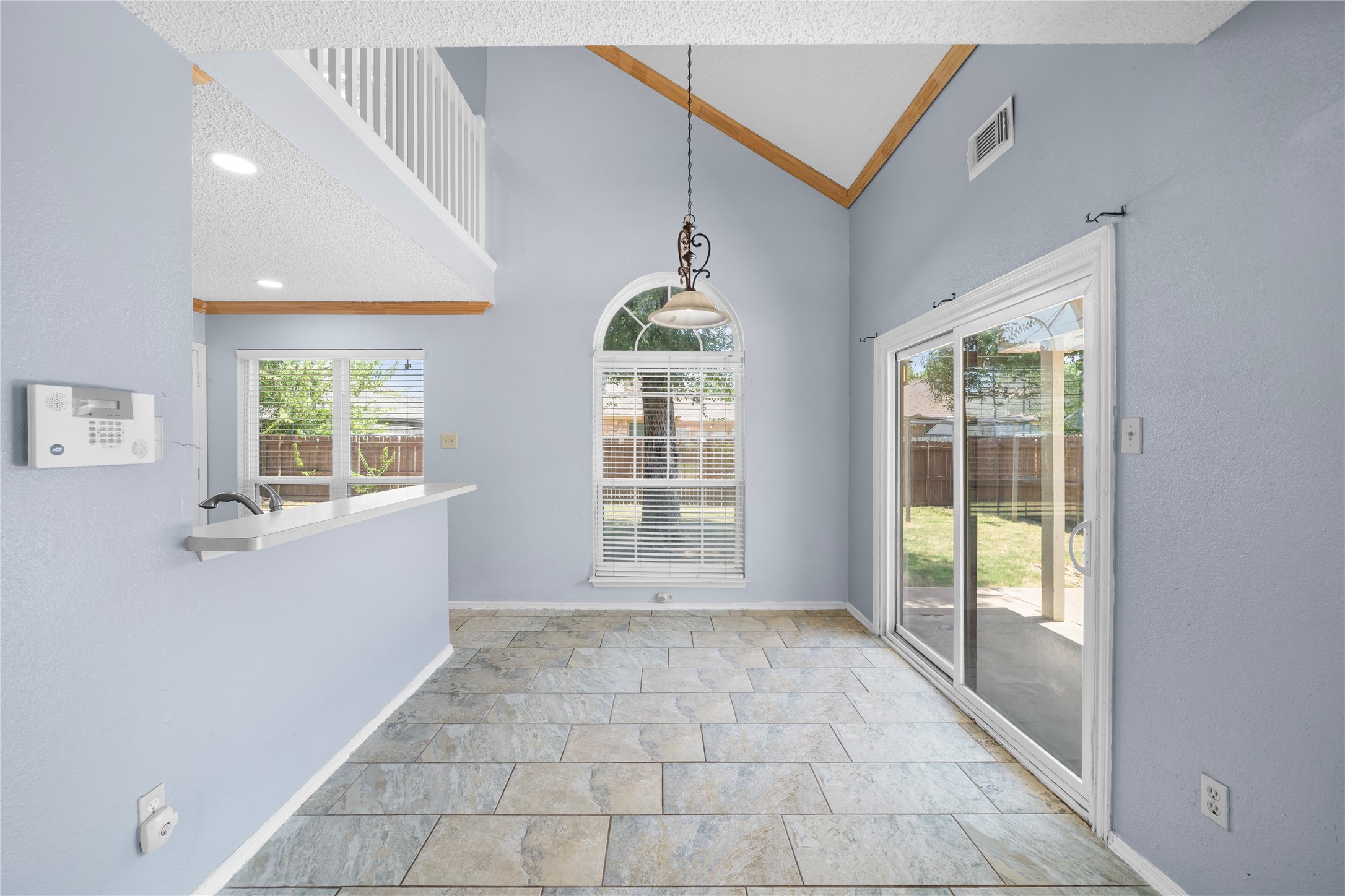 6315 Fairlane Drive