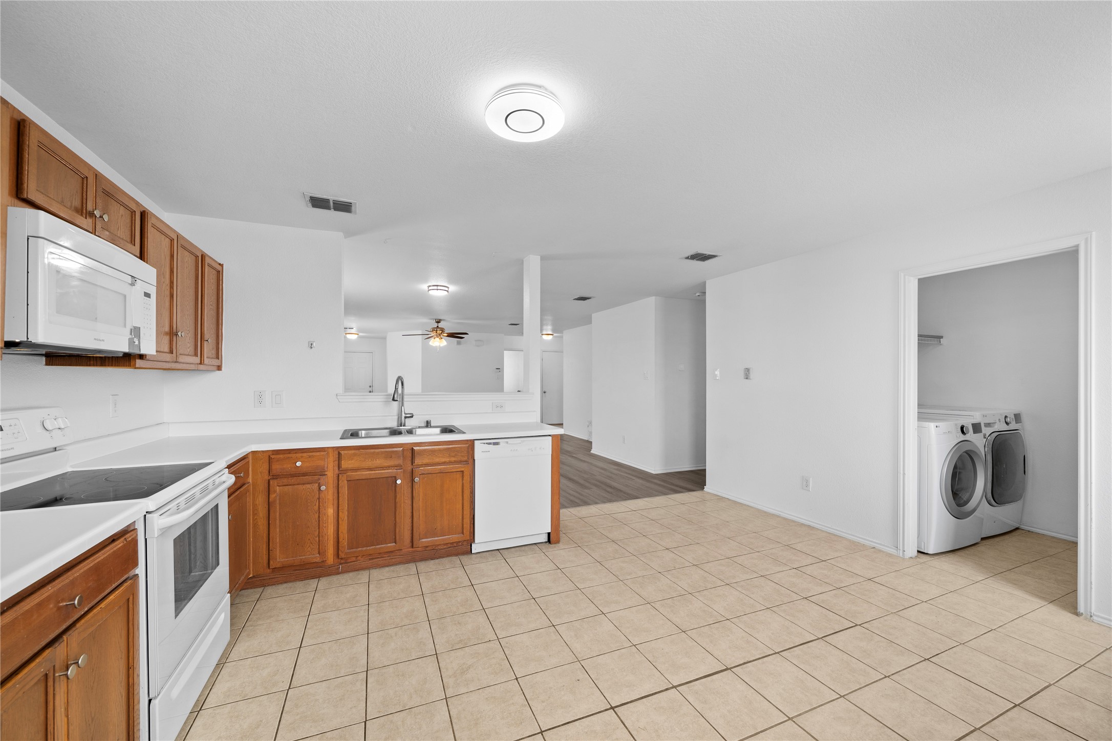 8421 Cotton Valley Lane