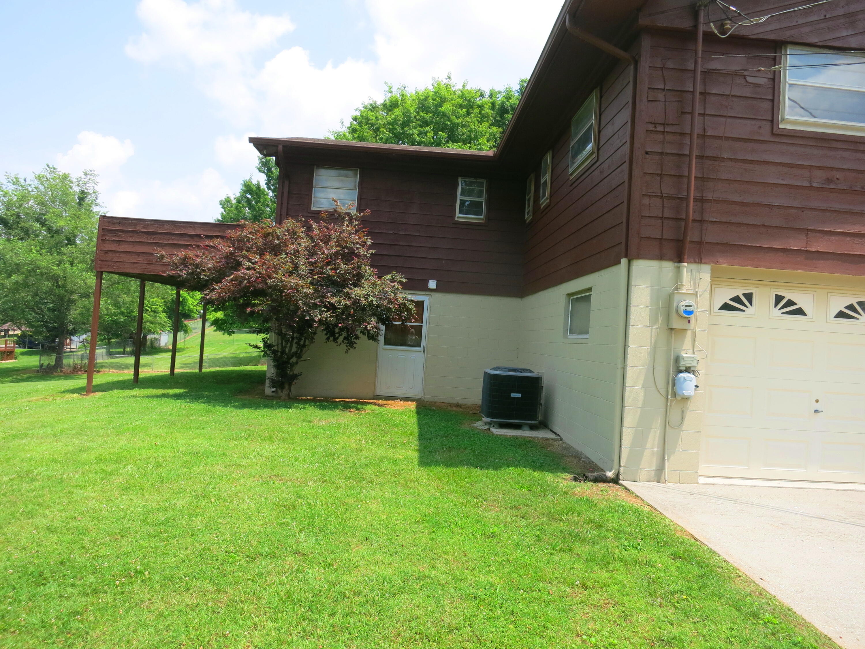 453 Carroll Rd Road