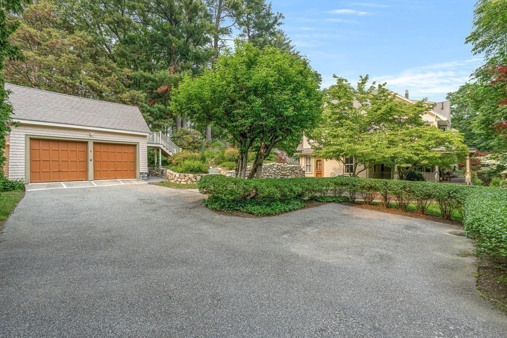 5 Swan Road