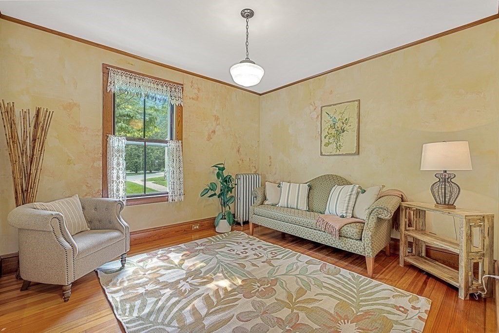 5 Swan Road