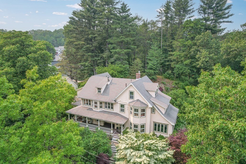 5 Swan Road