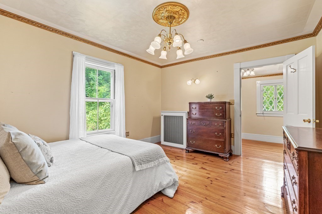 5 Swan Road