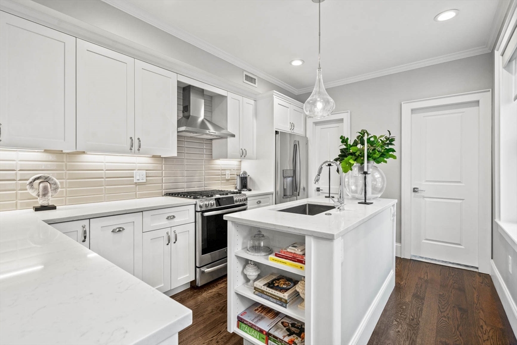 7 Belmont Street # 2