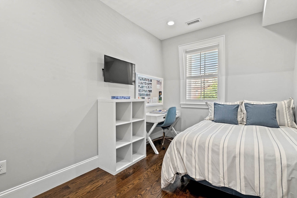 7 Belmont Street # 2