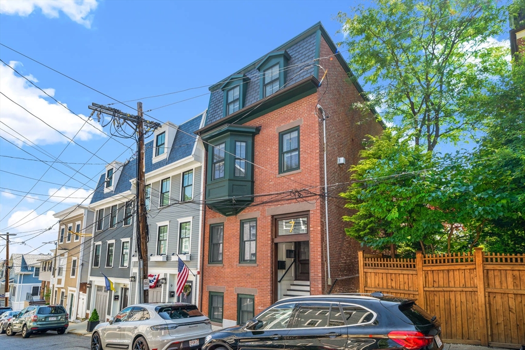 7 Belmont Street # 2