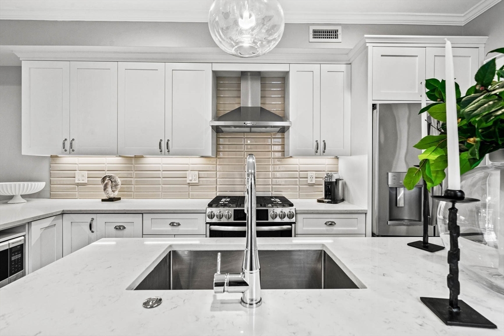 7 Belmont Street # 2
