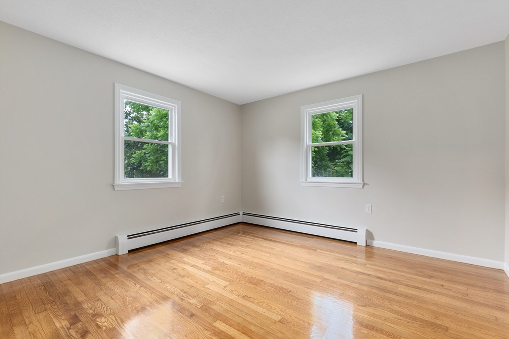 7 Crescent Street
