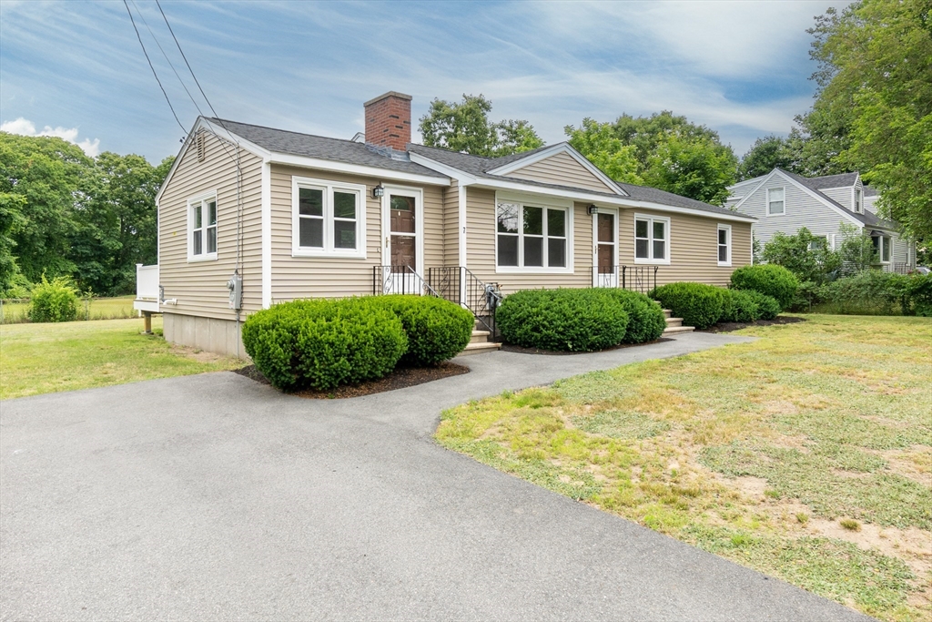 7 Crescent Street