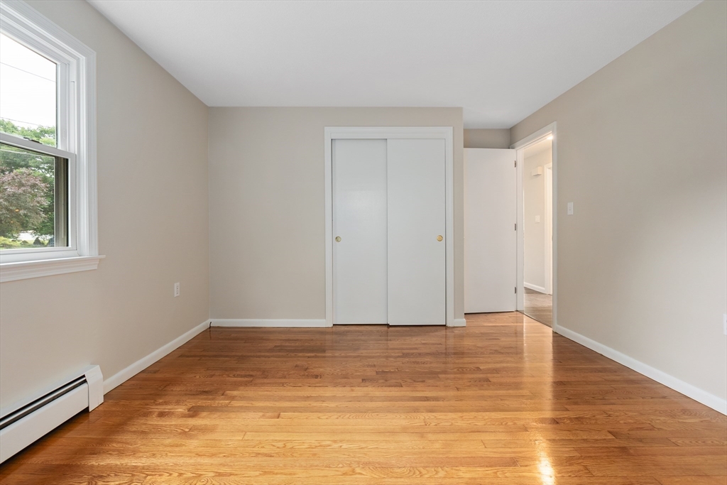 7 Crescent Street