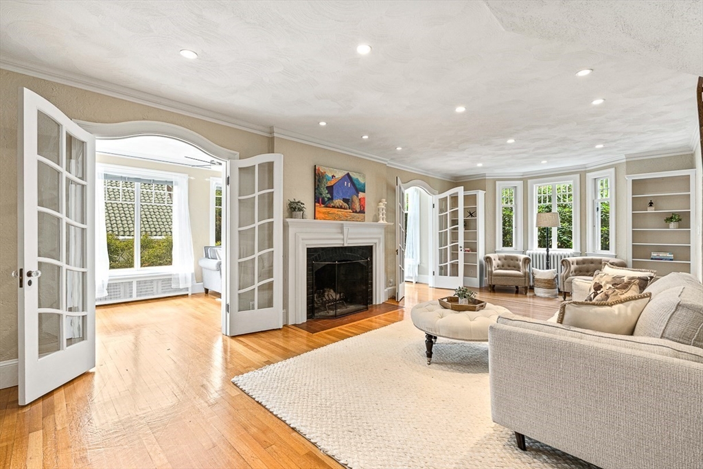 24 Calumet Rd