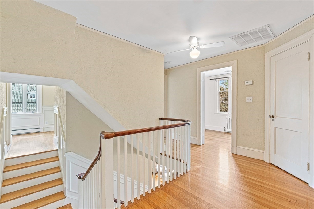 24 Calumet Rd