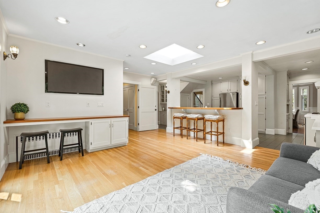 24 Calumet Rd