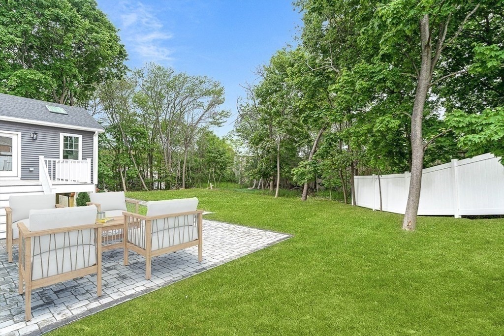 14 Cedarwood Lane