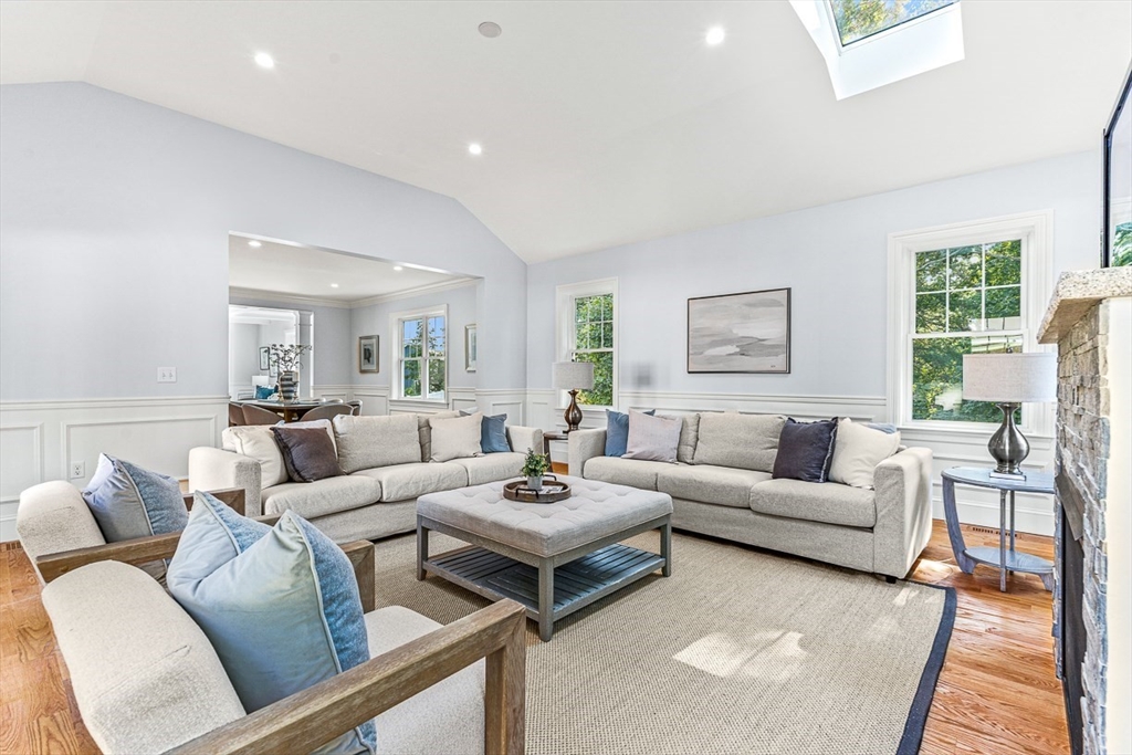 14 Cedarwood Lane