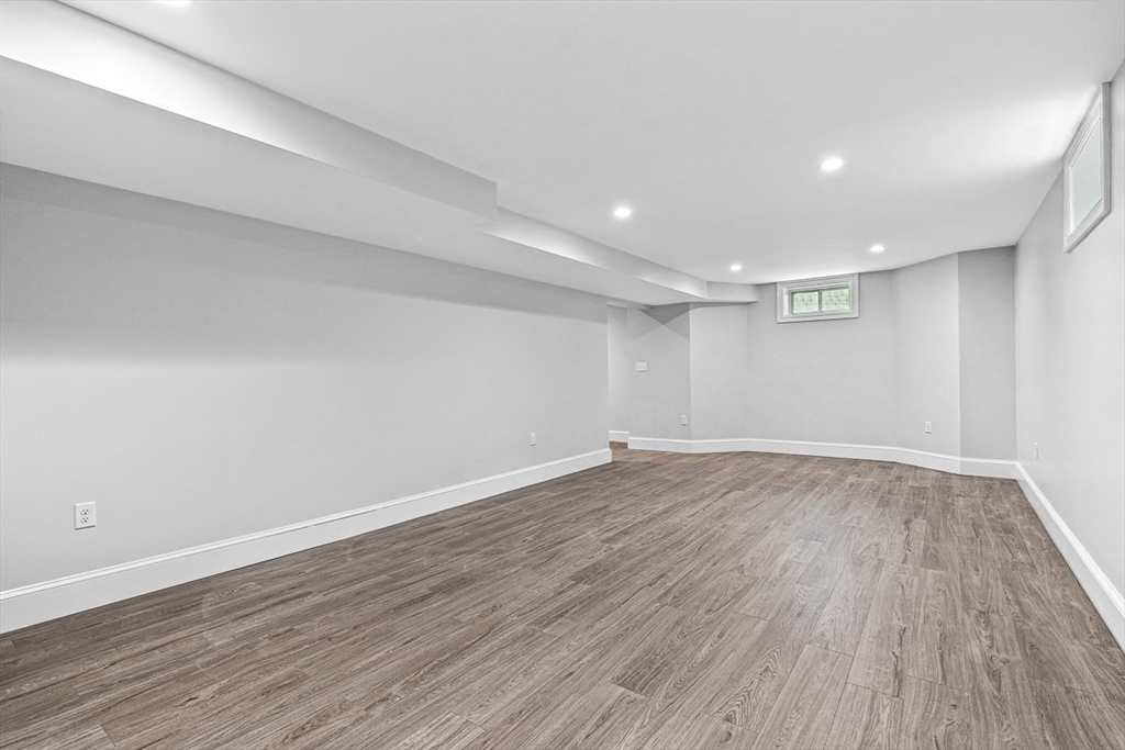14 Cedarwood Lane
