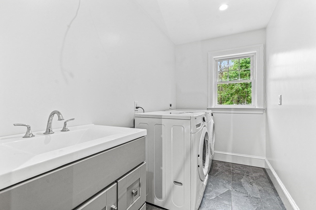 14 Cedarwood Lane