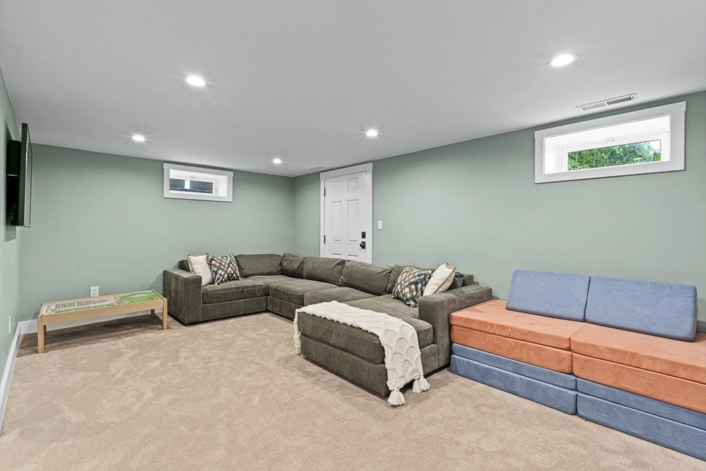 64 Woodside Road