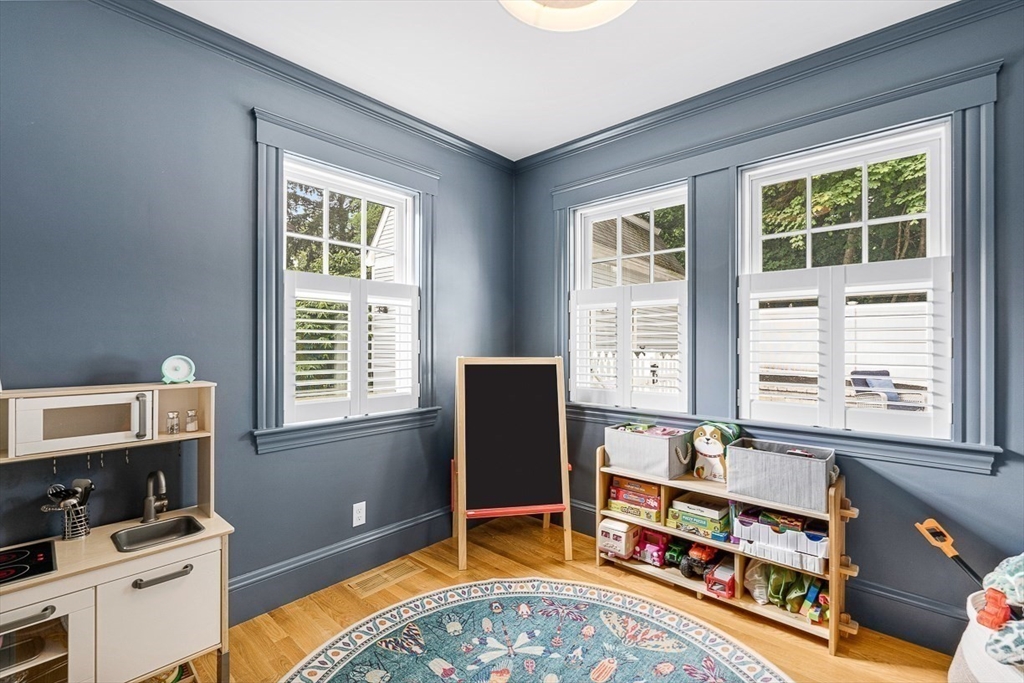 64 Woodside Road