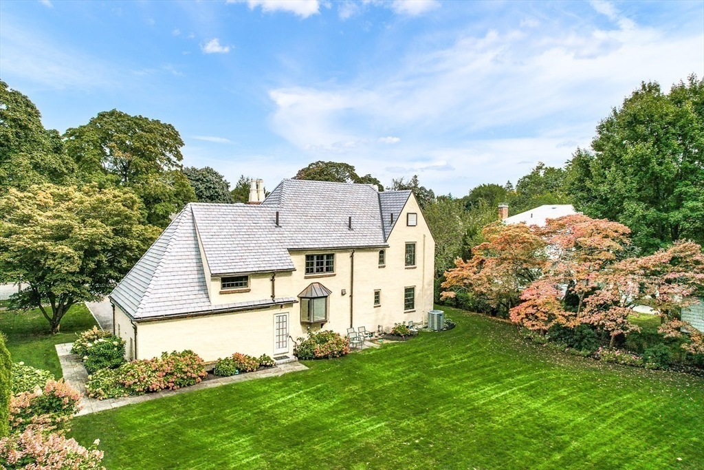 58 Wedgemere Avenue
